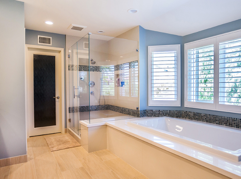 Exploring the Pros and Cons of Tubs in Showers